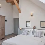 Palac Kamieniec 3*