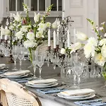 Palac Kamieniec Bed & Breakfast
