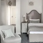 Palac Kamieniec 3*