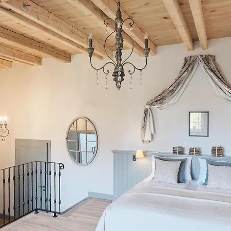 Palac Kamieniec 3* 폴라니카-즈루이