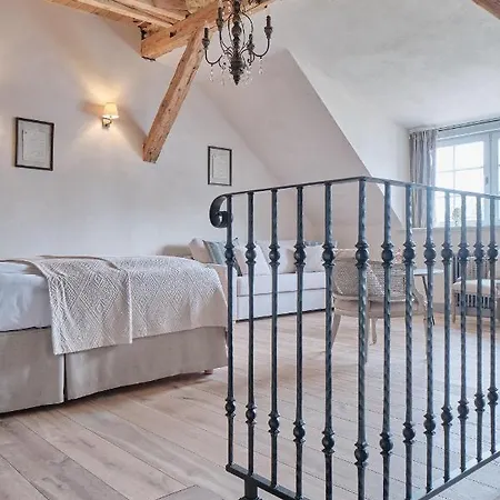 Palac Kamieniec 폴라니카-즈루이