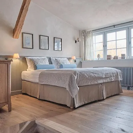 Palac Kamieniec 폴라니카-즈루이