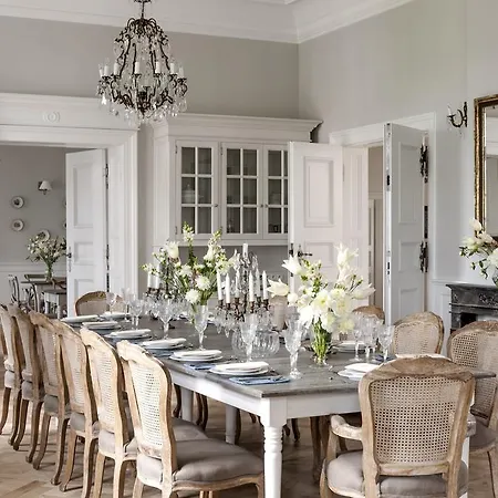 Palac Kamieniec 3* 폴라니카-즈루이