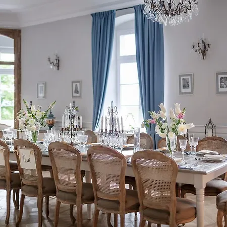 Palac Kamieniec 3* 폴라니카-즈루이