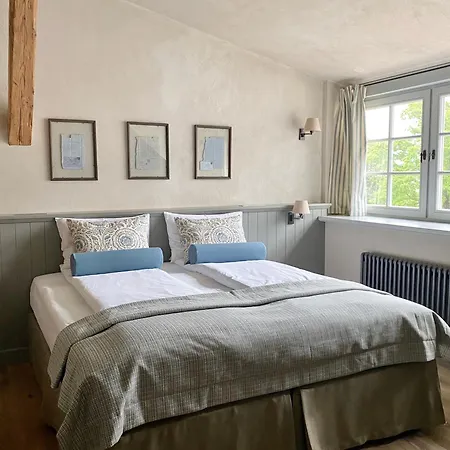 Palac Kamieniec B&B 폴라니카-즈루이