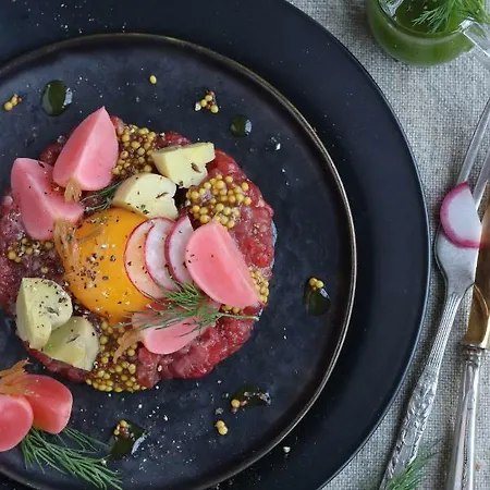 B&B Palac Kamieniec 폴라니카-즈루이