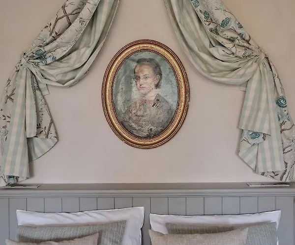 Palac Kamieniec Frühstückspension Bad Altheide