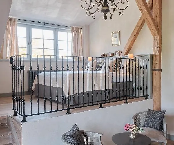 Frühstückspension Palac Kamieniec 3*