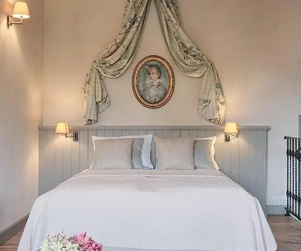 Palac Kamieniec Alojamento de Acomodação e Pequeno-almoço Polanica-Zdrój