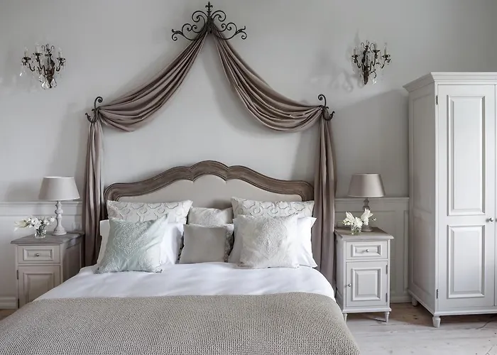 Palac Kamieniec Frühstückspension 3*