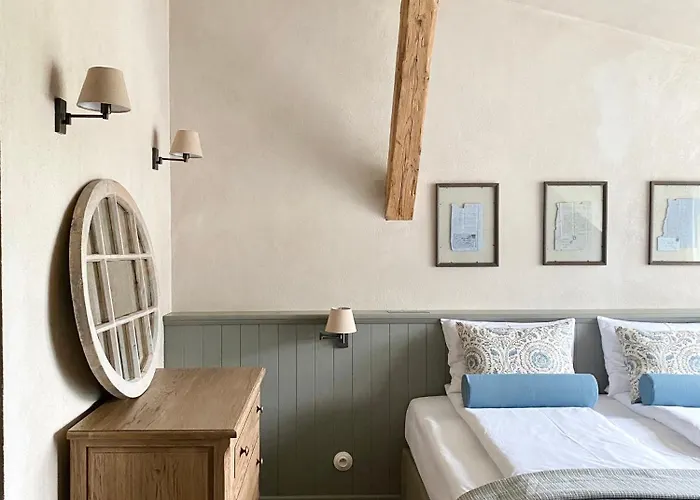 Alojamento de Acomodação e Pequeno-almoço Palac Kamieniec 3*